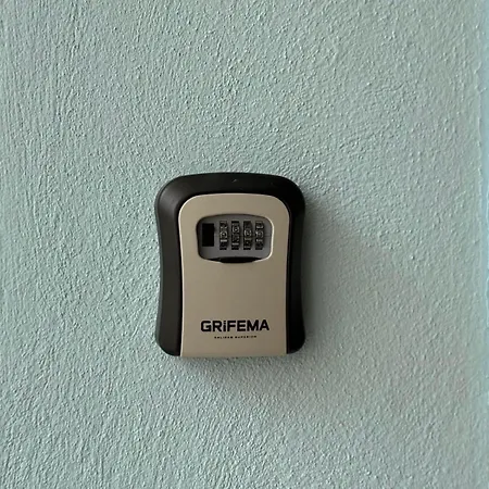 Vlora Villa * Vlorë