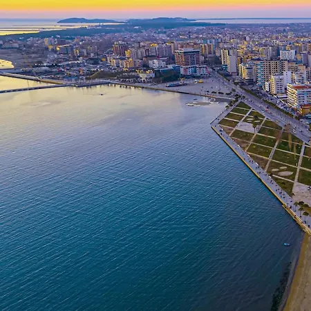 Vlora Villa 公寓 *