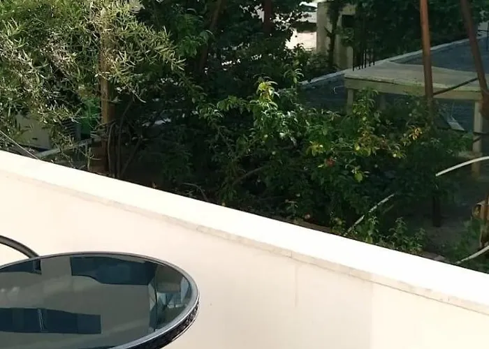 Vlora Villa アパート *